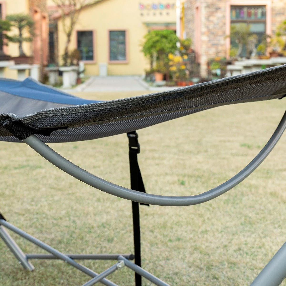 Outsunny Hamaca De Jardín Con Soporte Plegable Con Cama De Tela Oxford Y Malla Transpirable Bolsillo De Almacenaje Y Bolsa De Transporte 235,5x82x90,5 Cm Azul Y Plata - Imagen 5