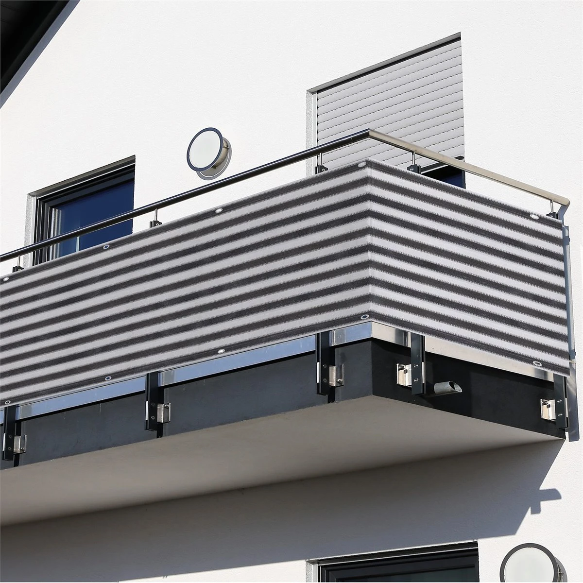 Outsunny 2 Pantallas De Privacidad Para Balcones O Terraza Revestimiento HDPE Para Exteriores Tela Protectora Para Balcón Patio Con Cuerdas 500x90 Cm Gris Y Negro - Imagen 2